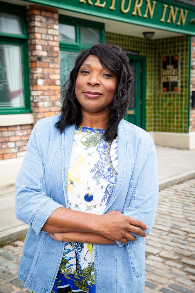  Lorna Laidlaw will play mum Agatha
