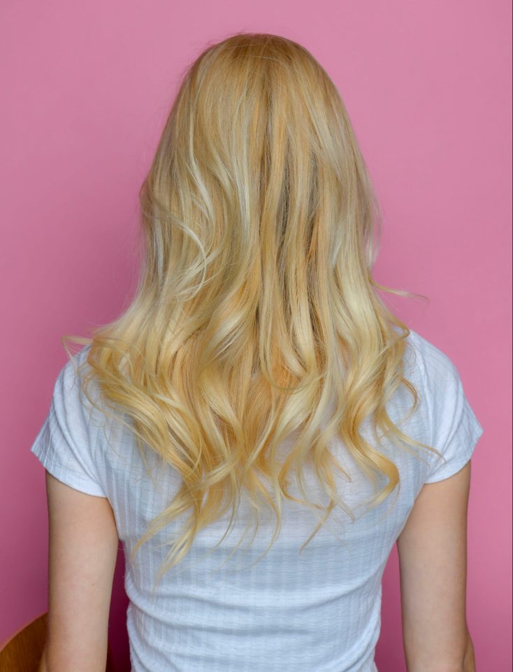  The John Frieda look slightly fell out throughout the day, but still kept its curls