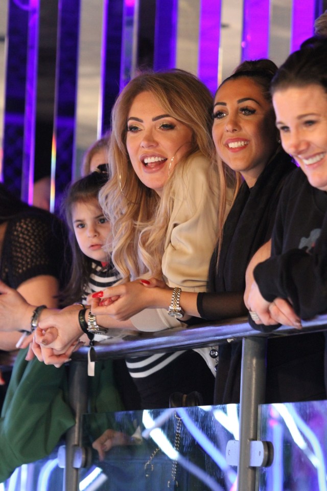  Aisleyne looked impressed with her pal's latest venture