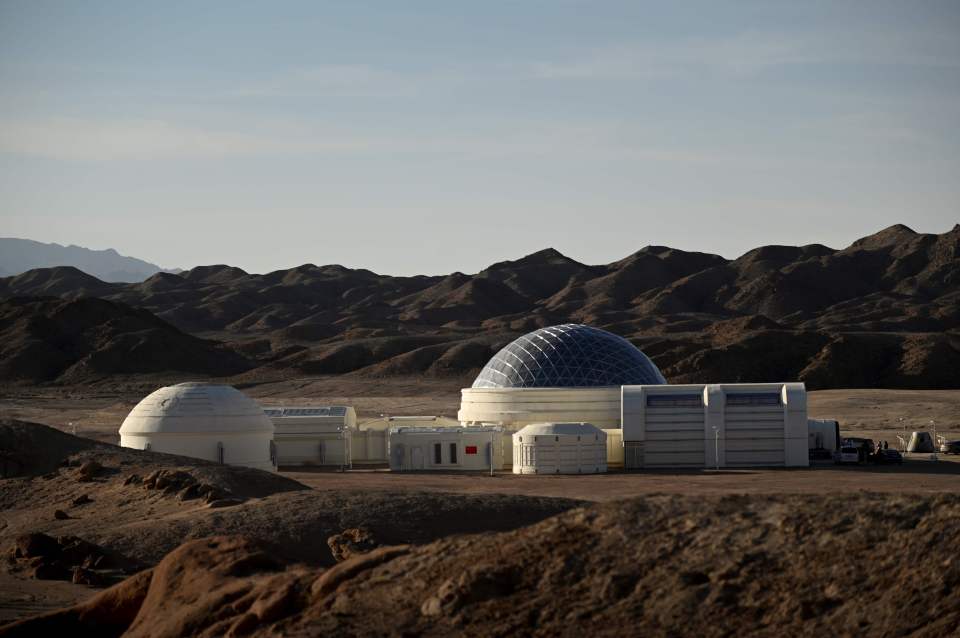  China's Mars Base 1 is set up in the Gobi desert, a strange Mars-like land