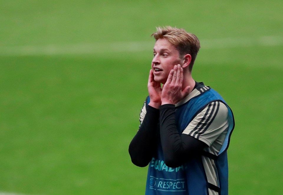  Lothar Matthaus says Frenkie de Jong is a Barcelona-type player Tottenham need to watch out for in tomorrow's Champions League clash