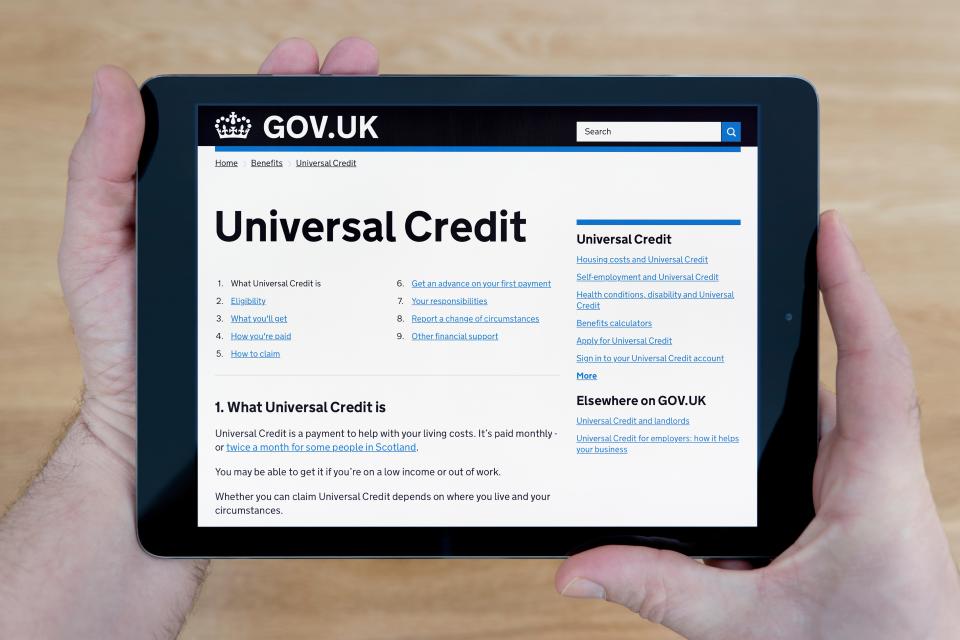 Universal Credit internet page on tablet