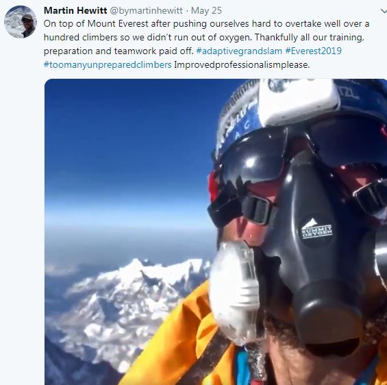  Ex-Para Martin Hewitt tweets about his experience overtaking fellow climbers on Everest