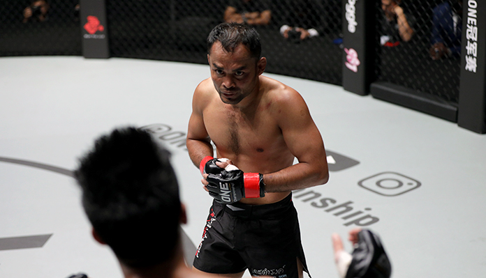  Amnuaysirichoke competed in Muay Thai with an unofficial record of 282-65-3