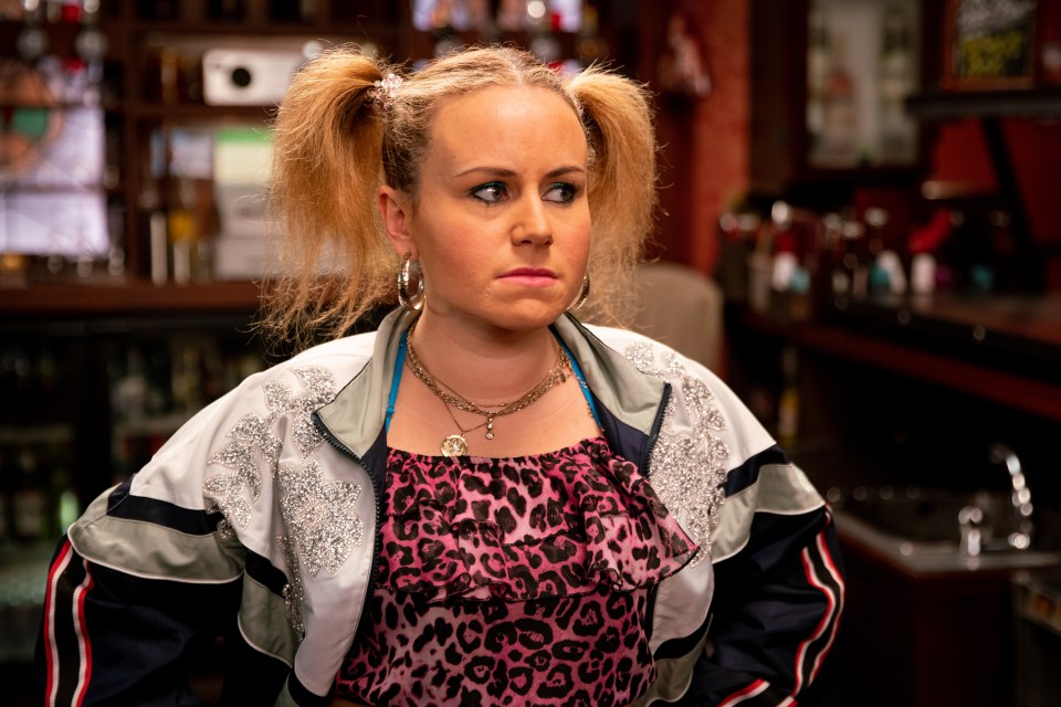  Gemma is excited when her mum arrives - but not for long