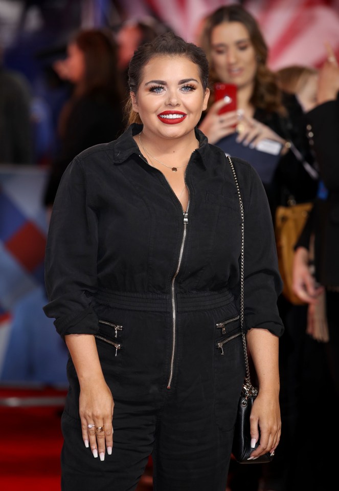 Scarlett Moffatt has revealed she believes boyfriend Scott Dobinson is her soulmate