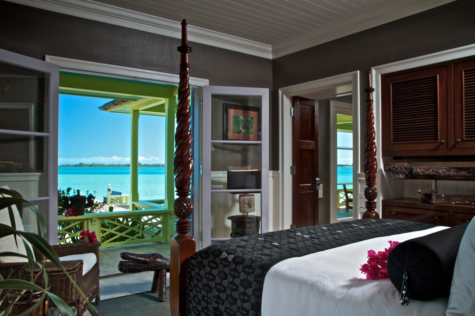 With 12 rooms, they can be rented for a whopping £29,000 per night