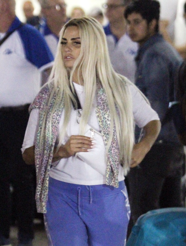  Katie Price wants to have her second designer vagina
