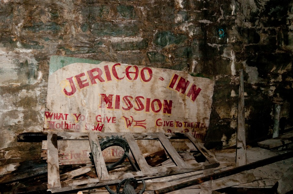 A one-hour tour of Seattle is the best way to learn about the history