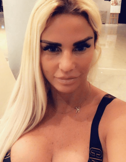  Katie Price's fans went wild for the no holds barred show