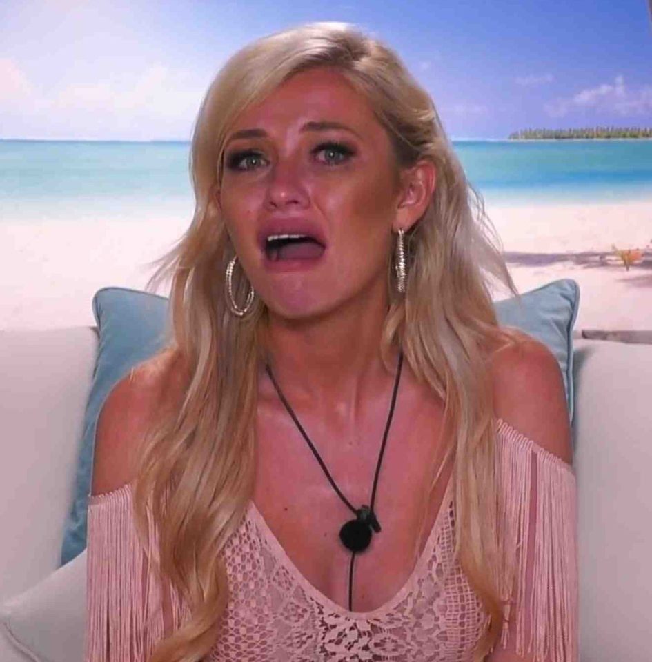  Love Island's Amy Hart has left the villa early after being dumped by Curtis
