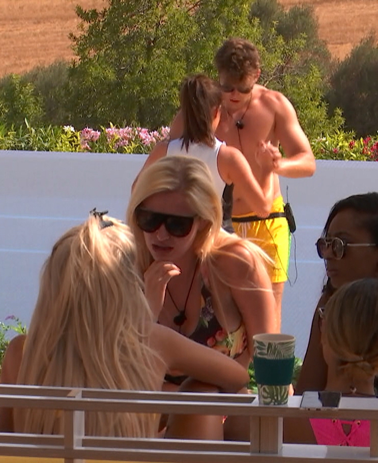  Amy was left fuming as Curtis taught grid girl Maura to dance