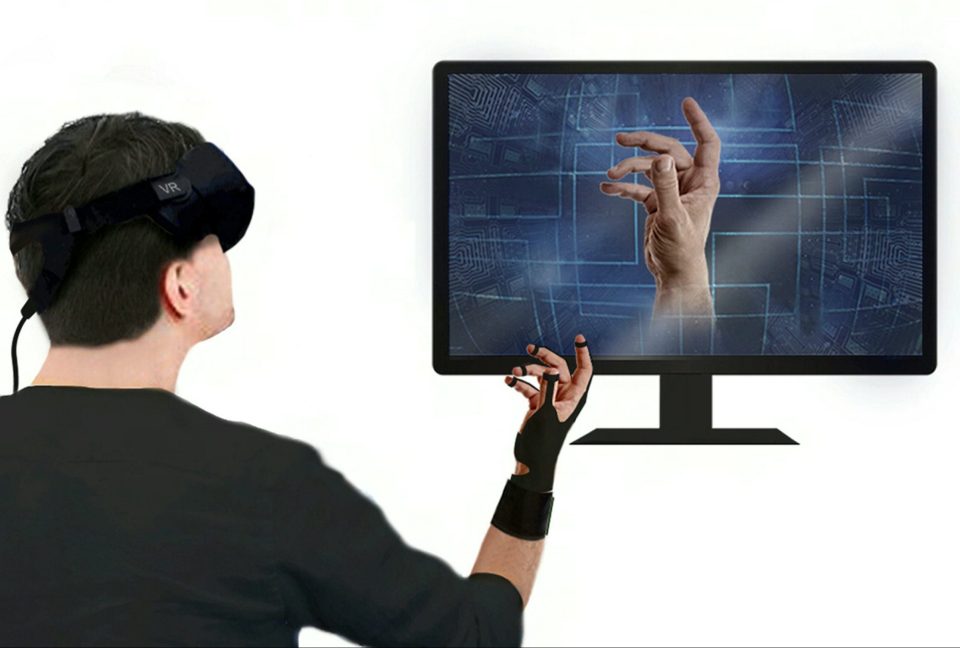  Scientists say the mitt could revolutionise online gaming and even porn