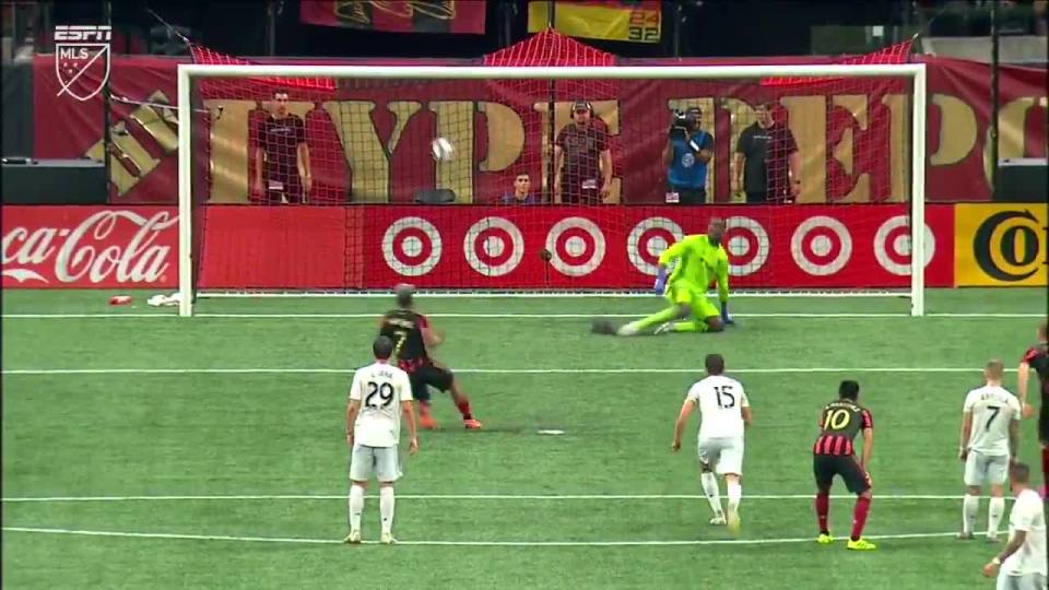 Martinez's effort skies over the bar to the dismay of the Atlanta crowd