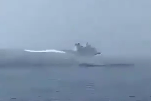  Iran has claimed the ship that is being chased my gunboats is HMS Duncan