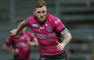 Hull ace Marc Sneyd does not let terrace taunts get to him - but may gesture back