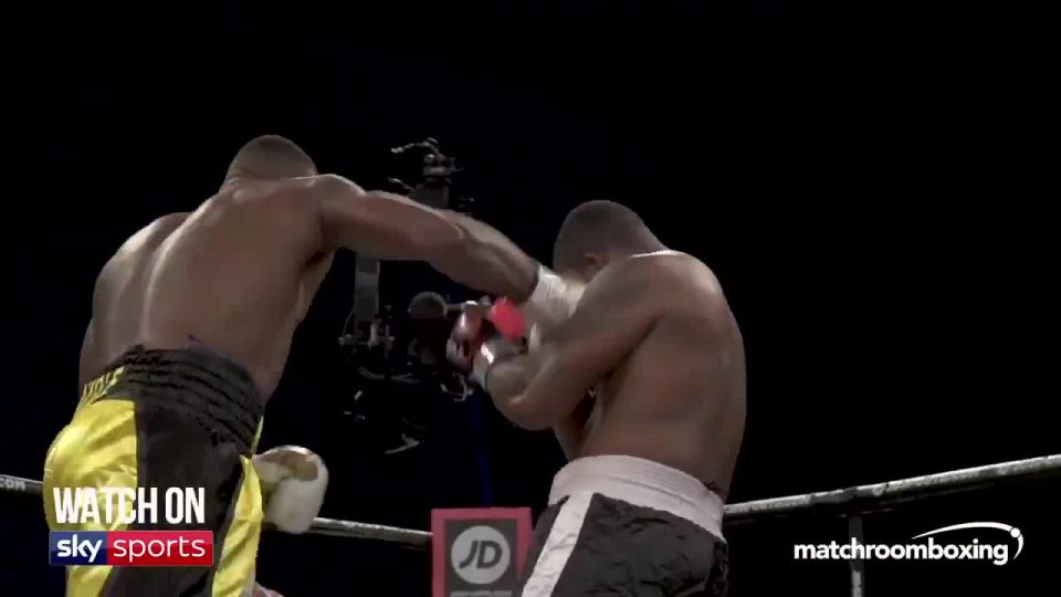  Martin Bakole (left) got his career back on track with an 80-second win in Liverpool