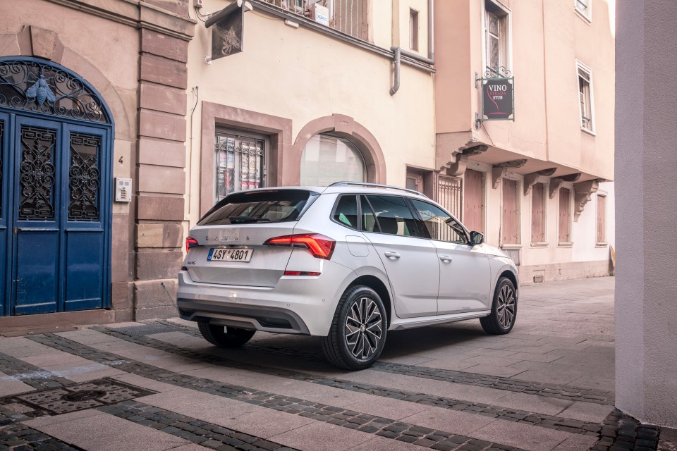  Essentially, the Kamiq is a cut-price VW T-Cross in a different dress, and it pulls it off nicely
