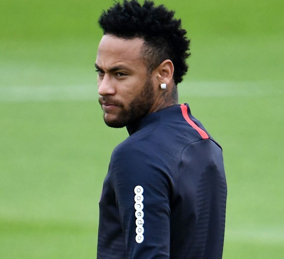  Neymar is believed to be closing in on a sensational return to Barcelona