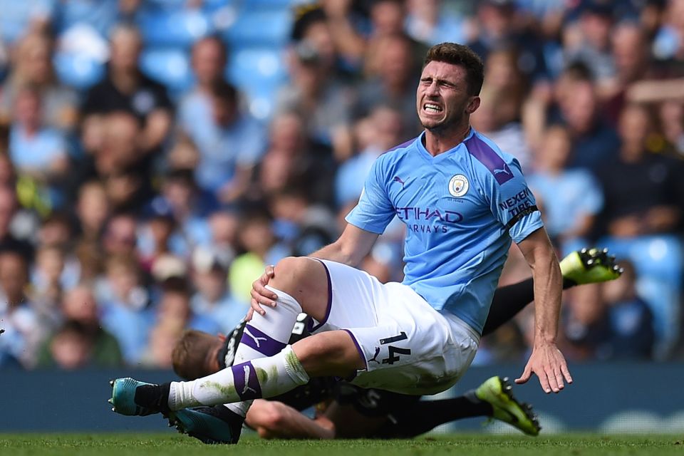  Laporte felt his knee immediately after the clash
