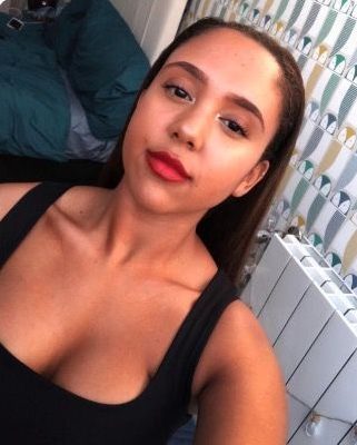 Mia lets matches talk to her first