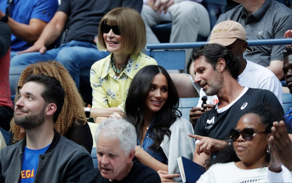  Meghan was seen chatting with Serena's tennis coach, Patrick Mouratoglou