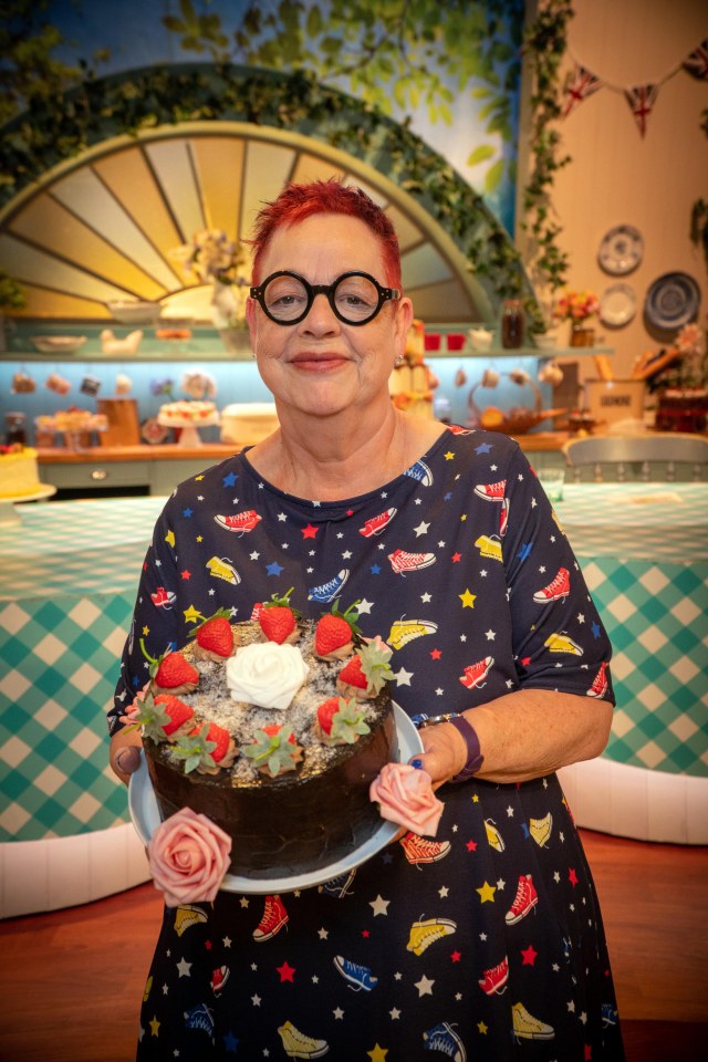  Jo Brand hosts Bake Off: An Extra Slice