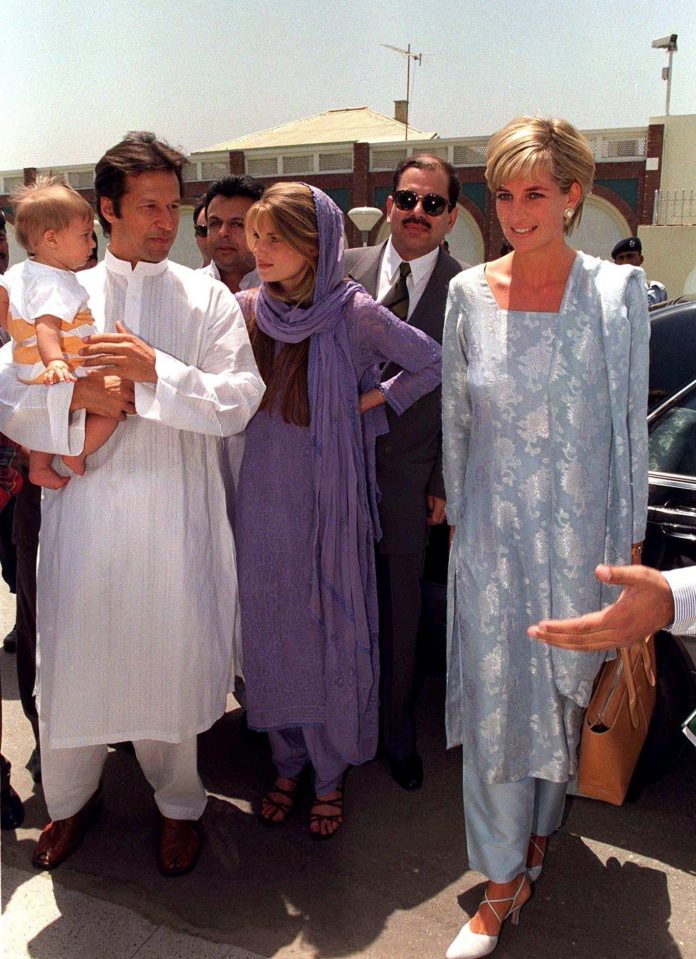 Imran Khan with son Sulaiman and Jemima Khan during Princess Diana’s visit in 1997