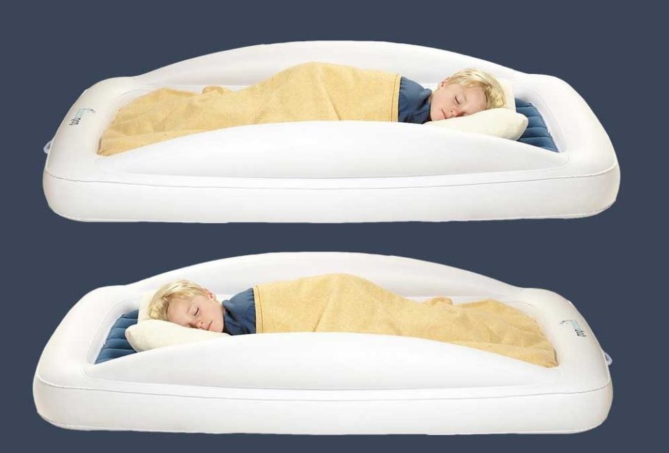 Mums have praised an inflatable mattress for travelling with kids