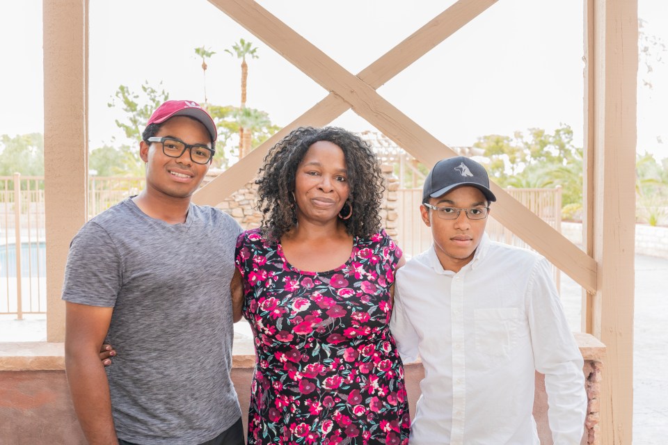  Sabrina with her two sons, Elijah, left, and Solomon, right (Credit: www.thisischriswhite.com)