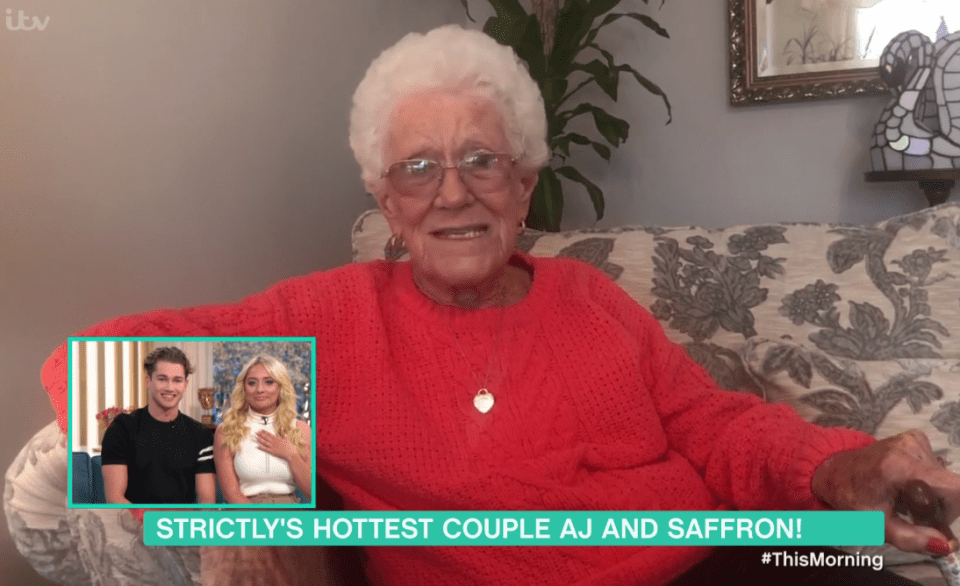  Saffron's nan Ivy surprised the pair with a message on This Morning