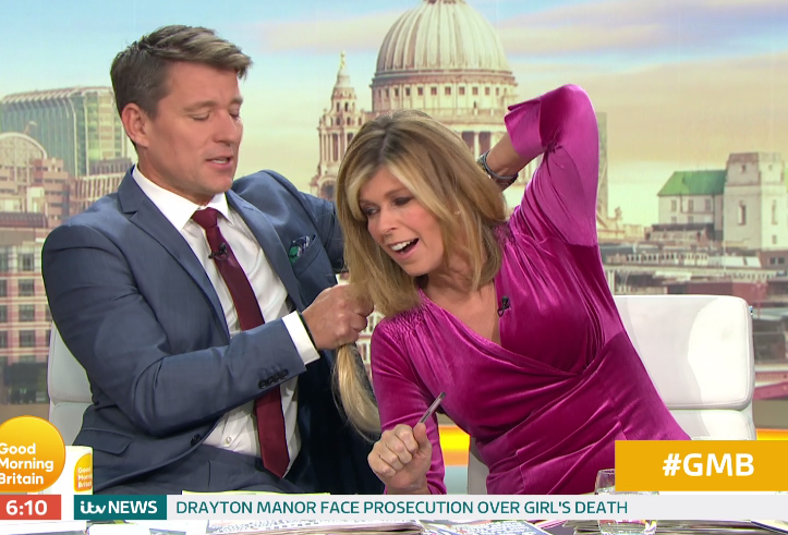  Kate looked horrified when she realised Ben was hacking away at her locks