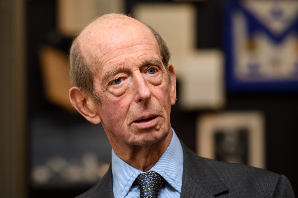  Kenneth said the Queen's first cousin, Prince Edward revealed Her Maj is in charge of the seating plan