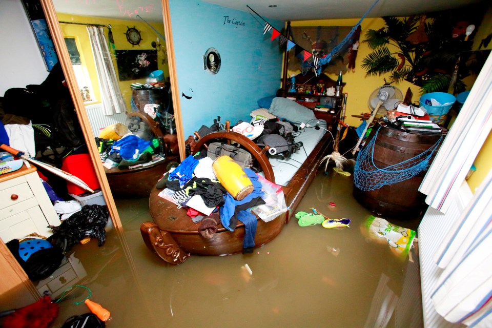  Even a boat-themed bed didn't prove useful in horrific flood conditions