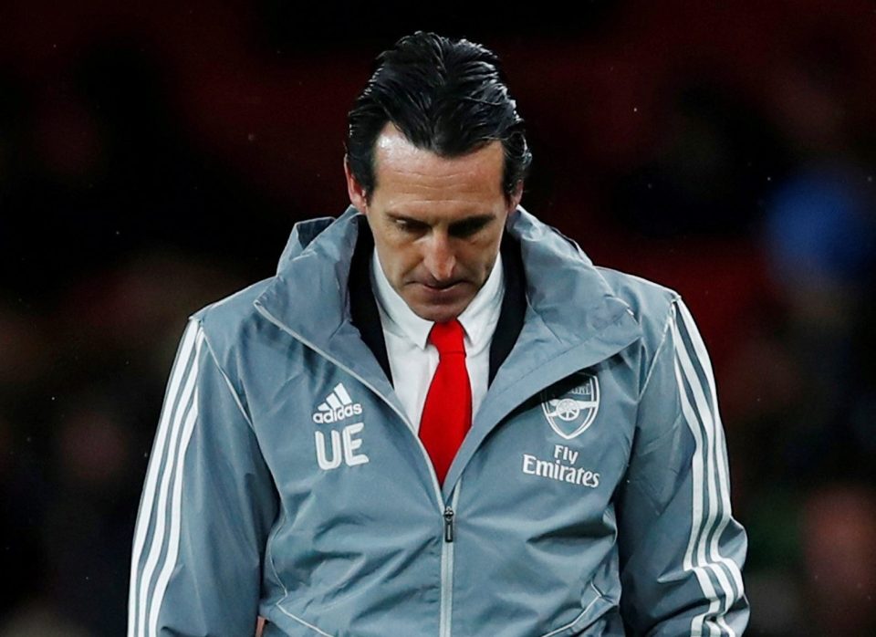  Unai Emery is on the brink at Arsenal after a seventh game without a win