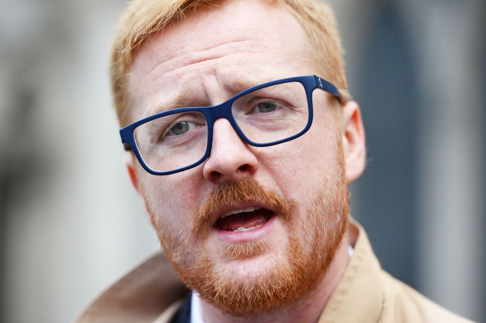  Russell-Moyle said Labour needed 'fighting spirit' in the party and criticised those turning their backs on Corbyn