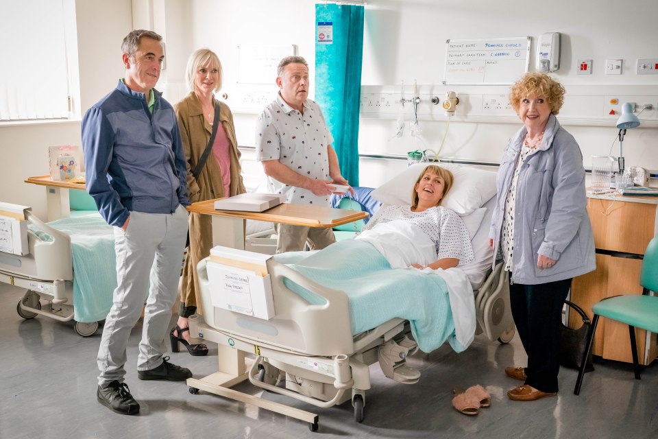 The gang had to deal with Jenny's shock cancer diagnosis in series eight of Cold Feet