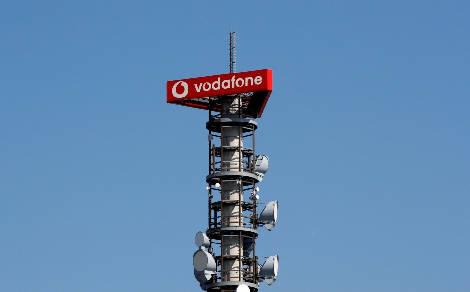  LGA is accusing all mobile network operators in the UK of not providing accurate coverage statistics including EE, Vodafone, Three and O2