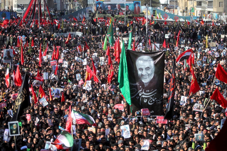  Huge crowds packed the streets of Kerman today after Soleimani's death