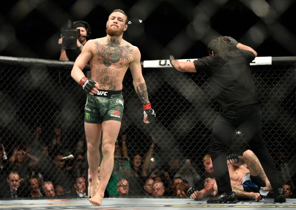  McGregor celebrates his successful cage comeback in Las Vegas