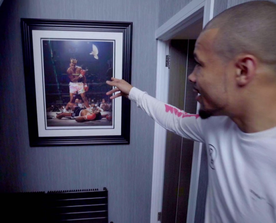  Eubank has a framed photo of Muhammad Ali in his home