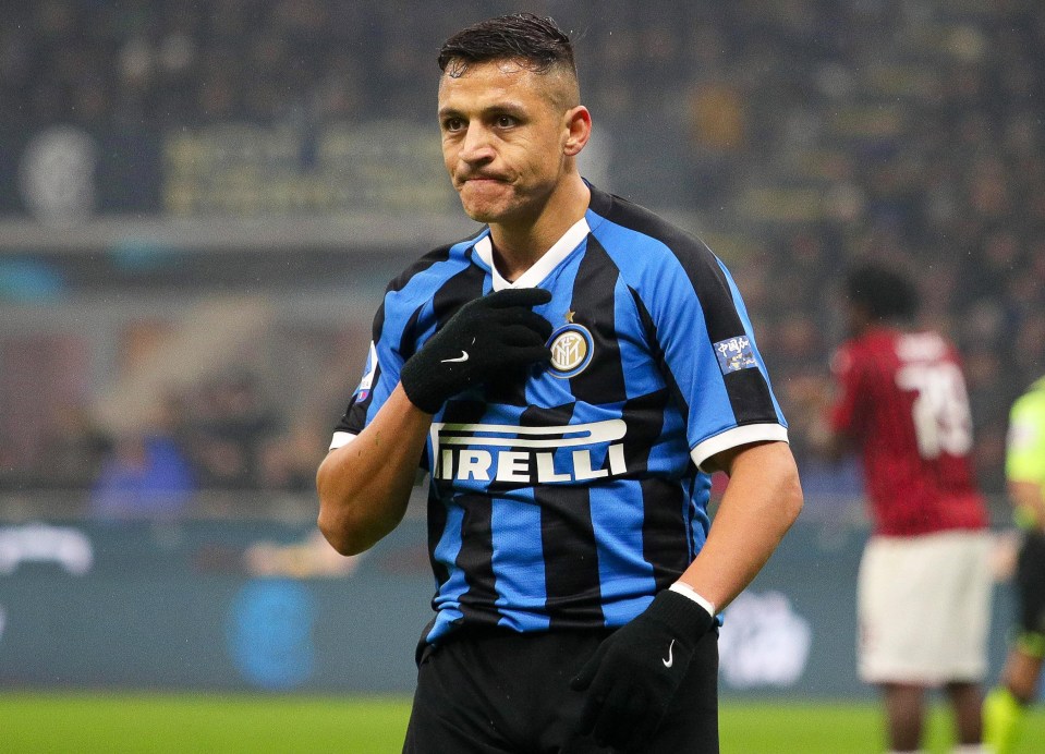  Sanchez signed for Inter on loan late in the summer window