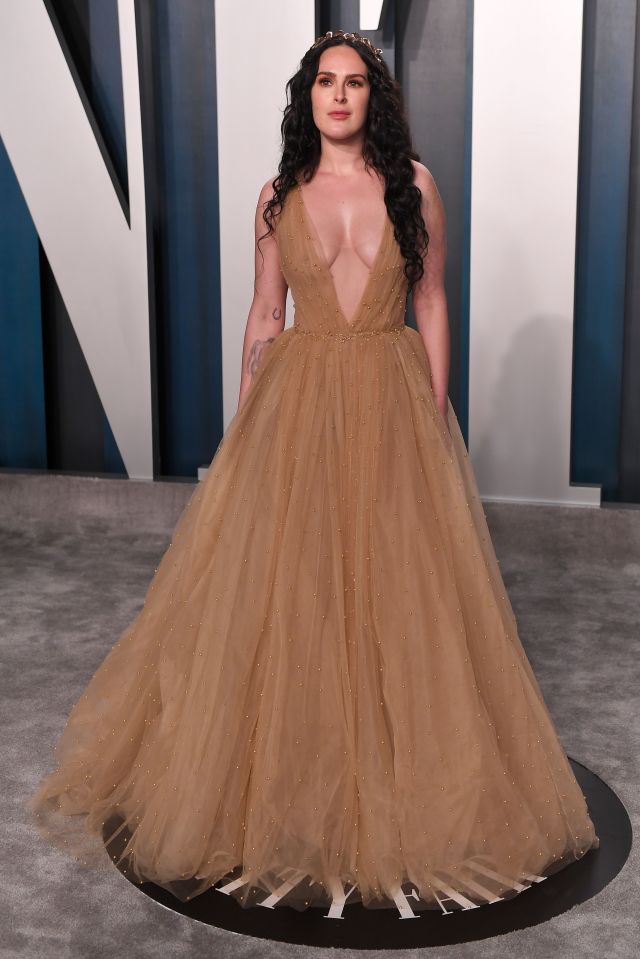  Demi Moore's eldest daughter Rumer Willis was regal in a flesh-toned number