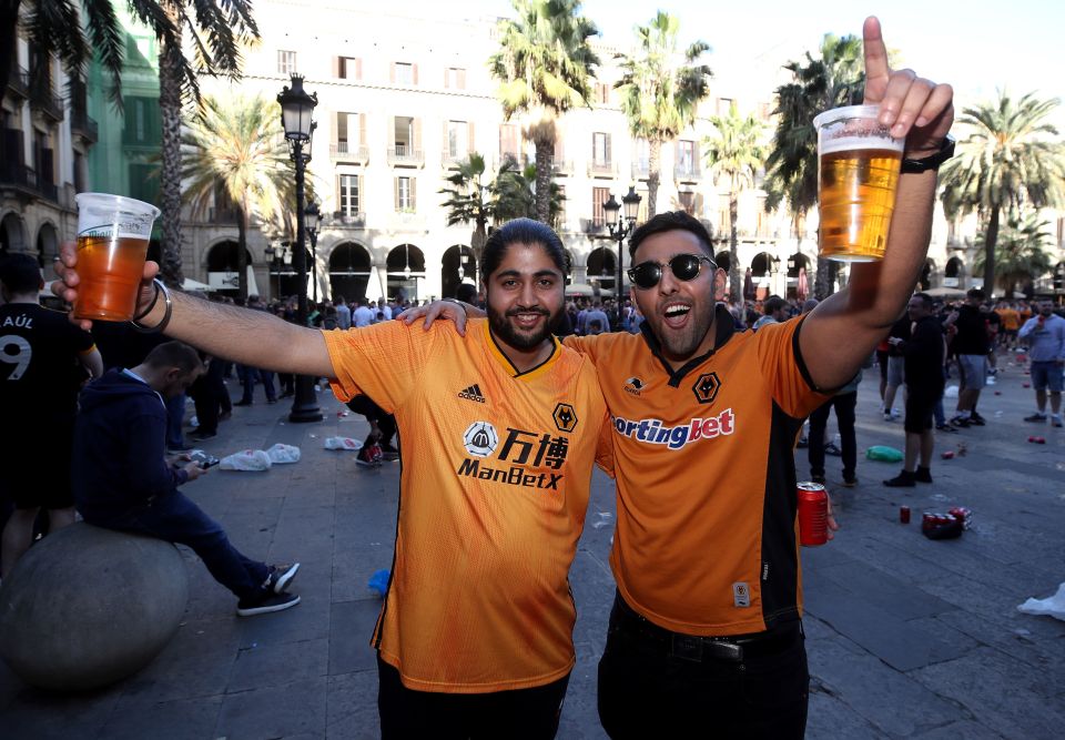 Wolves fans enjoying the bars in Barcelona today before the game against Espanyol