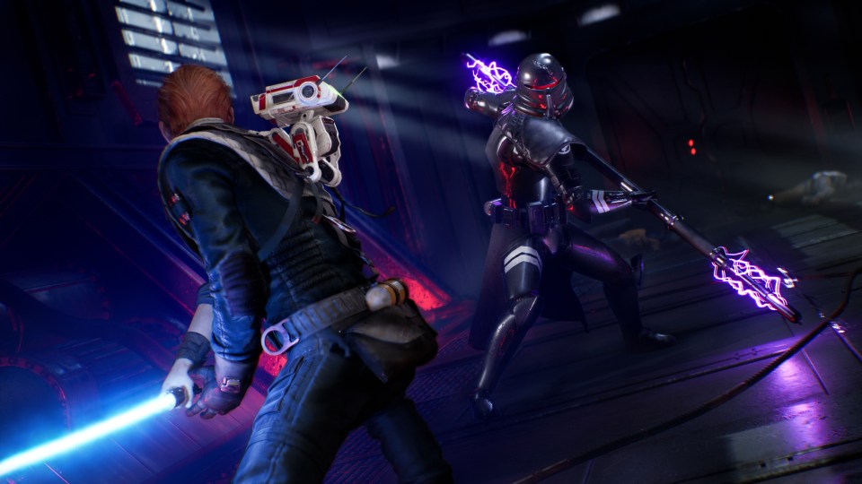  The Deluxe Edition comes with additional content and two special skins