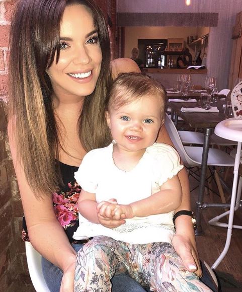  Maria and her daughter Evie