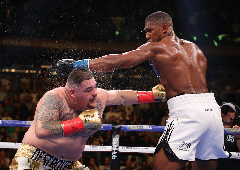  Anthony Joshua has been hurt with lefts from Andy Ruiz among others
