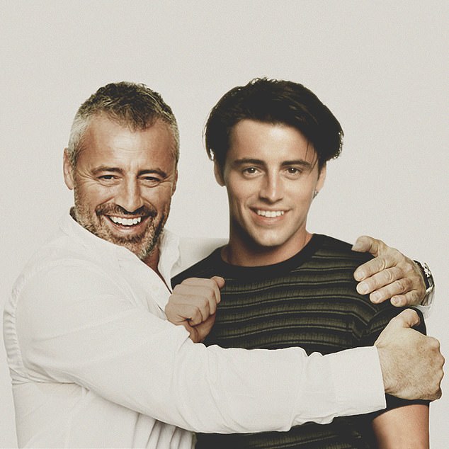  Matt LeBlanc giving Joey Tribbiani a hug
