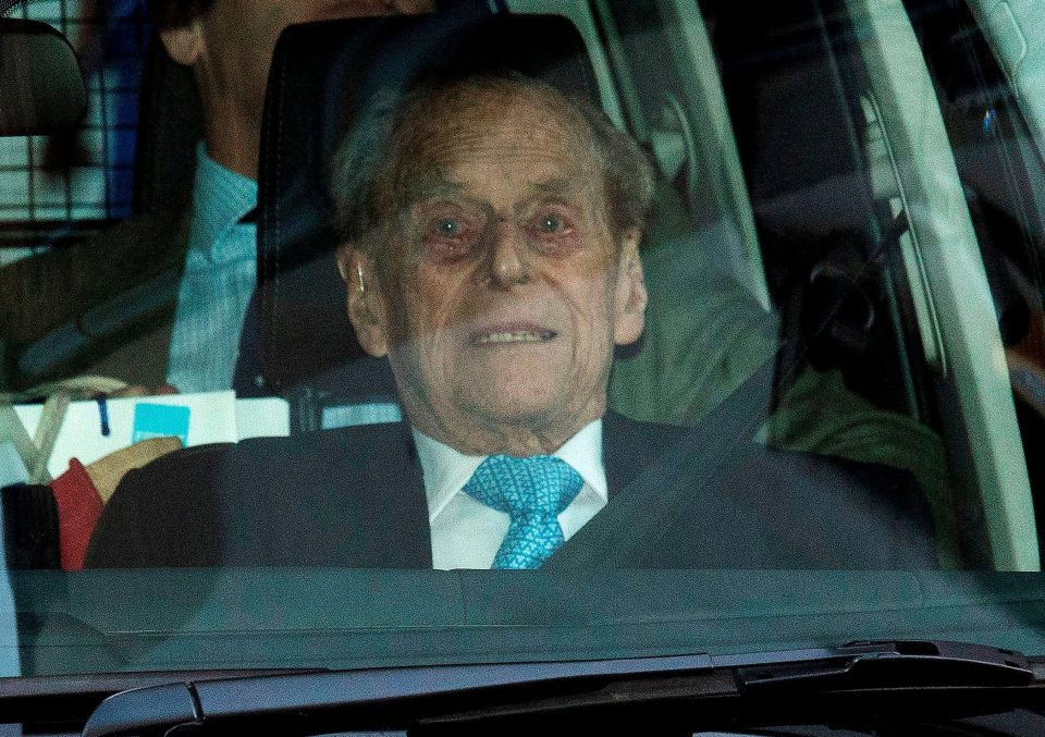 Plans are in place to quarantine the Queen and Prince Philip if the outbreak worsens