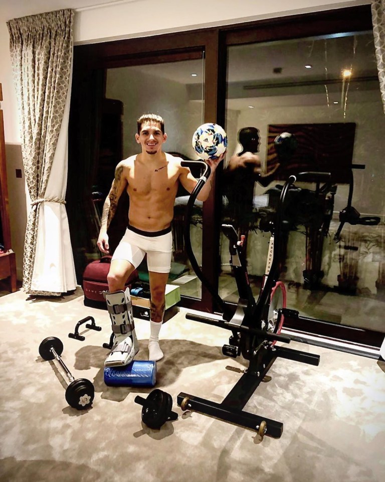 Its surely too soon for Lucas Torreira to be doing some ball work?